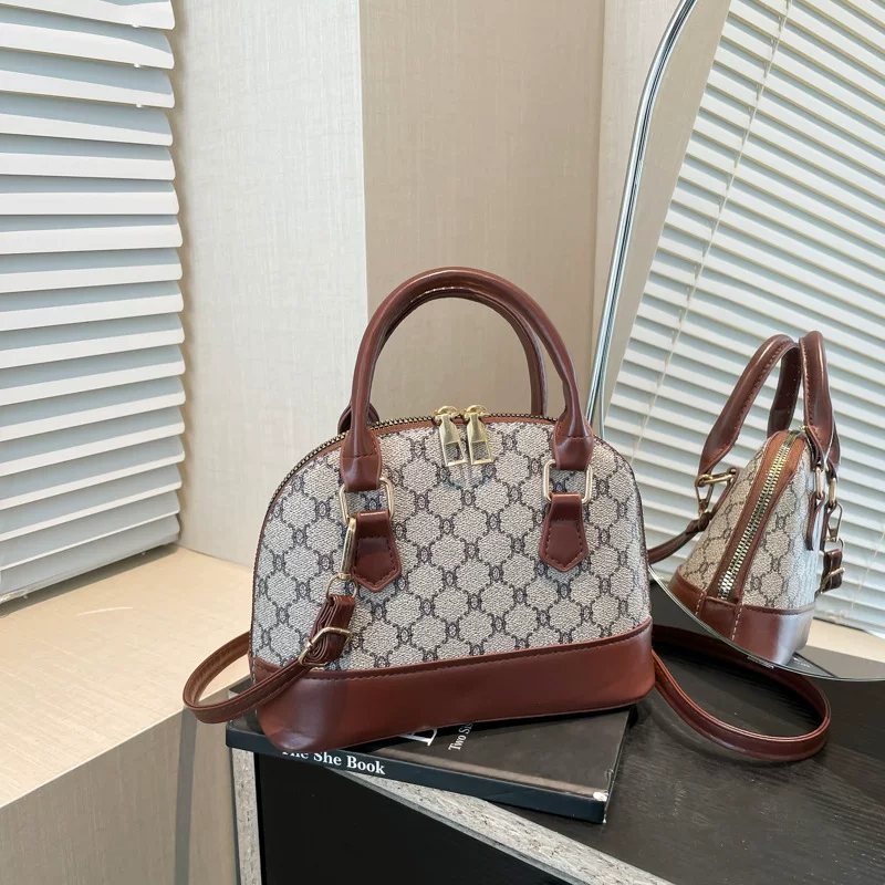 Retro Contrast Shell Bag